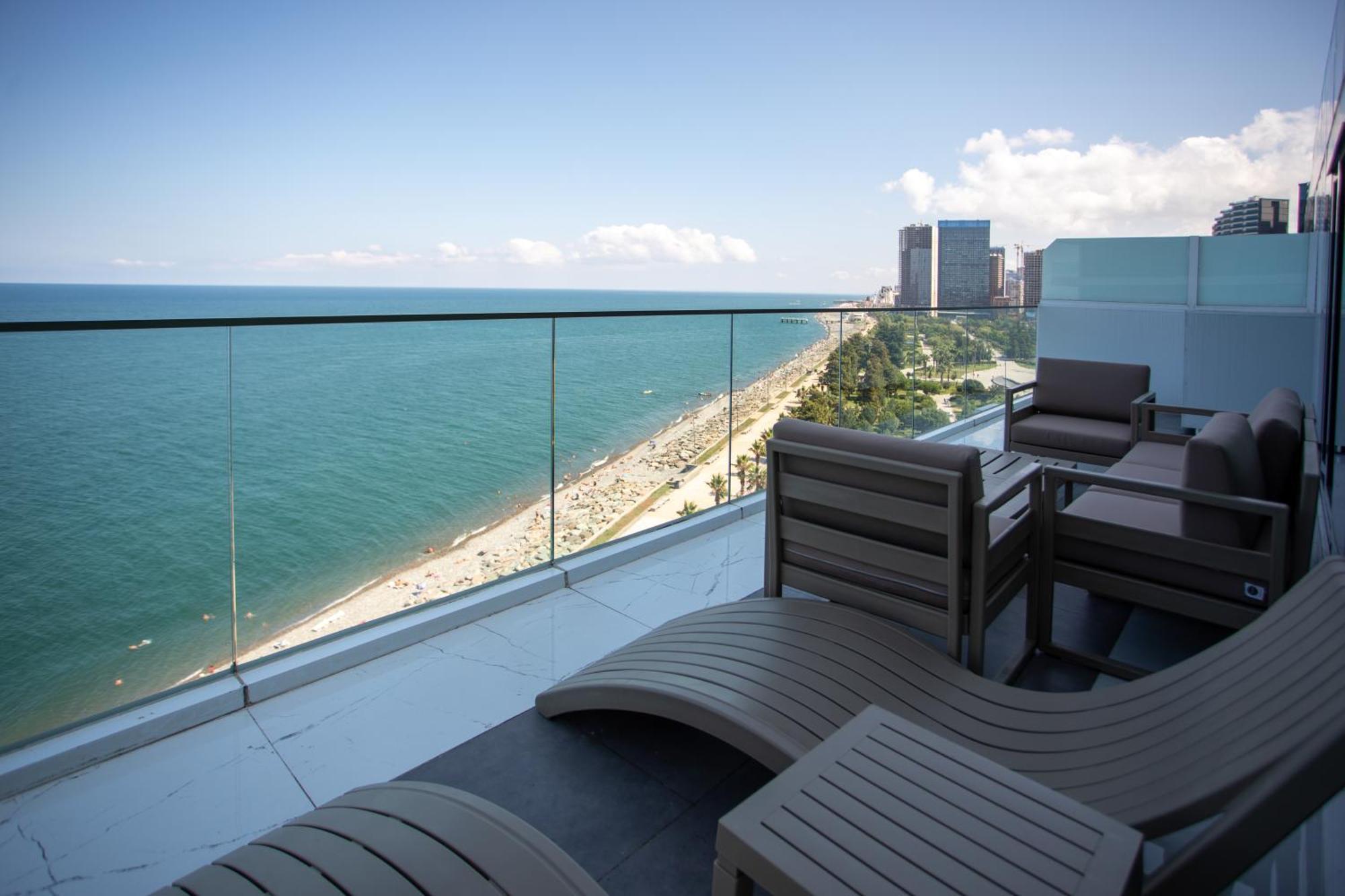 מלון Batumi View Luxury מראה חיצוני תמונה