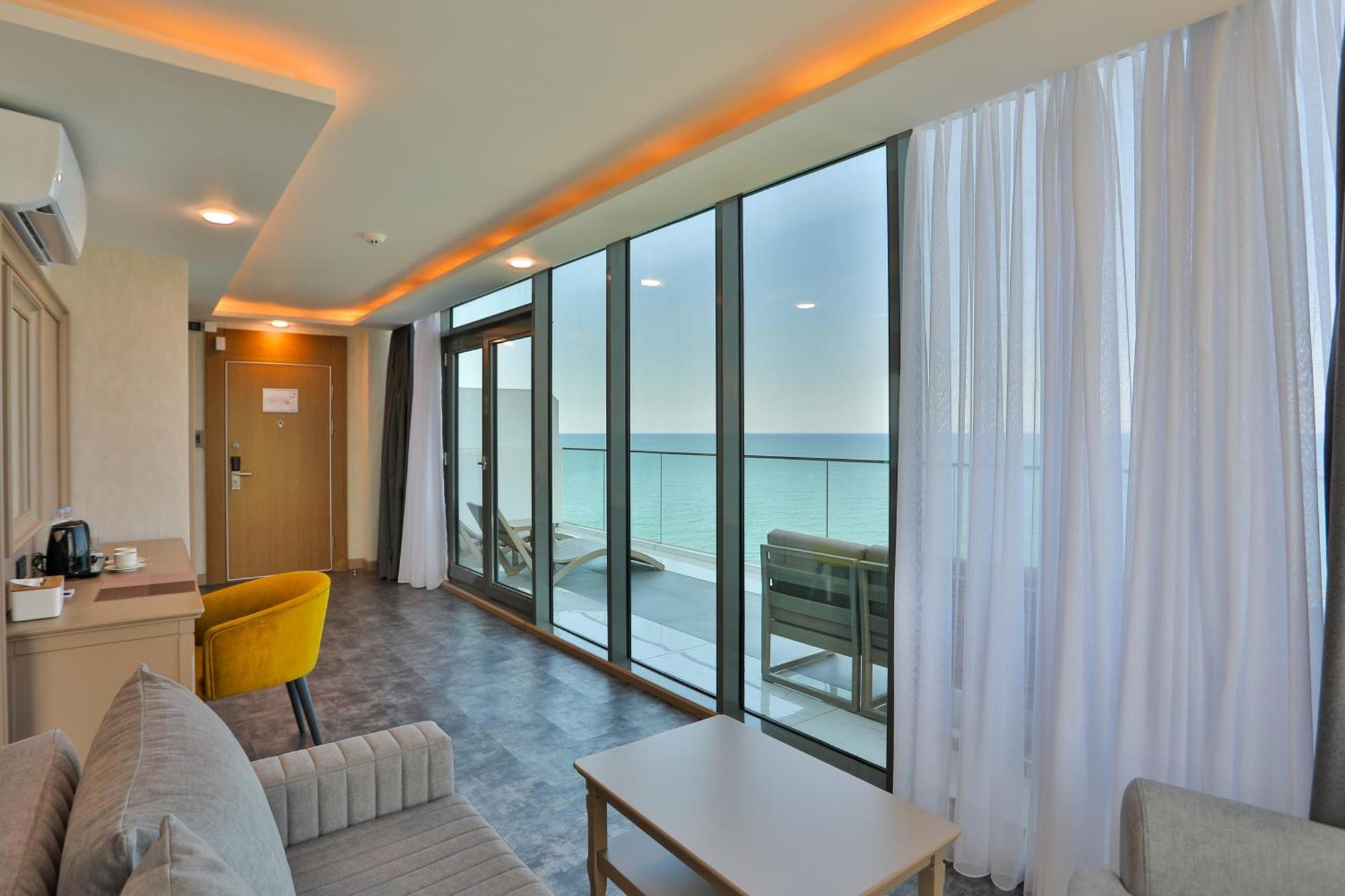 מלון Batumi View Luxury מראה חיצוני תמונה
