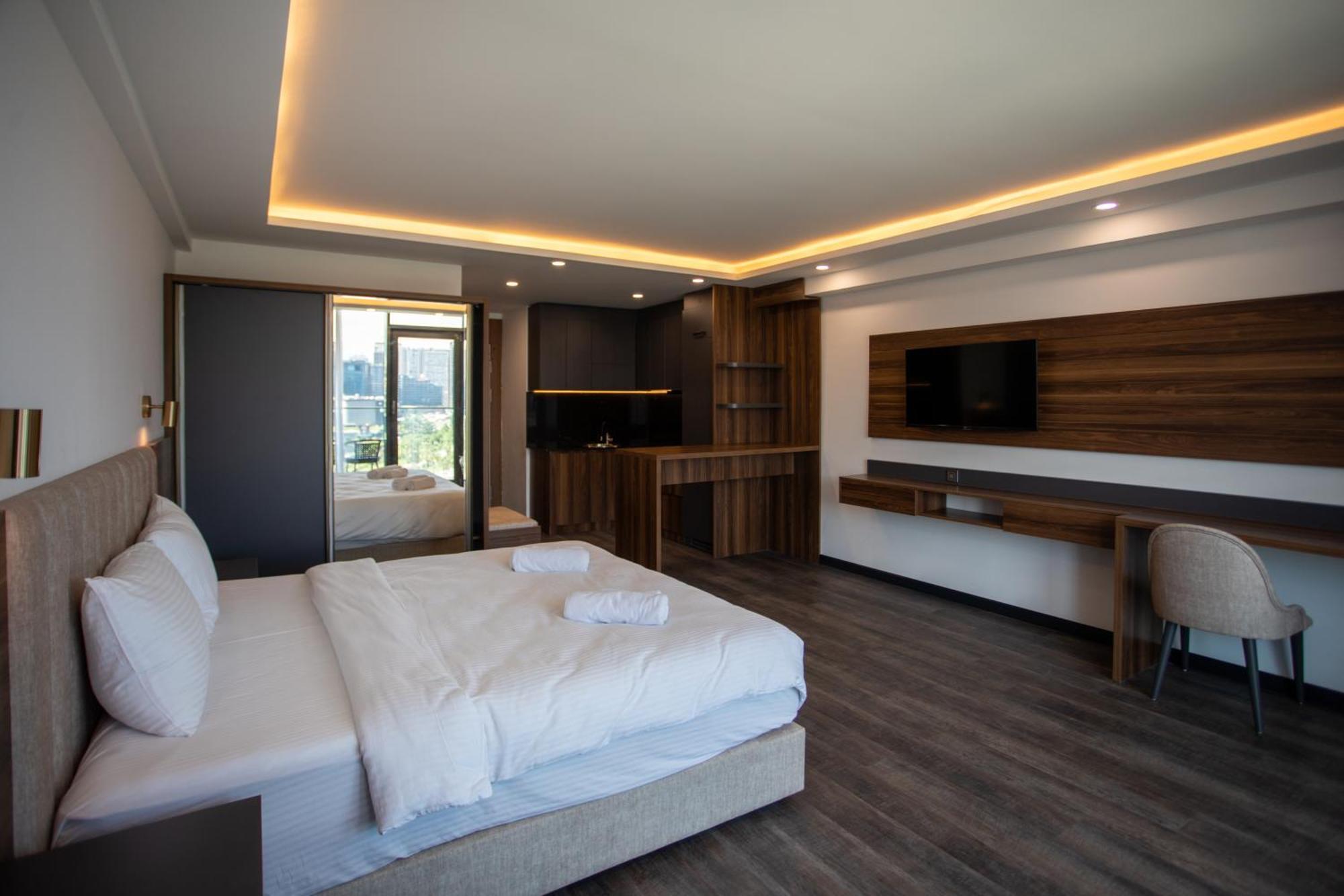 מלון Batumi View Luxury מראה חיצוני תמונה