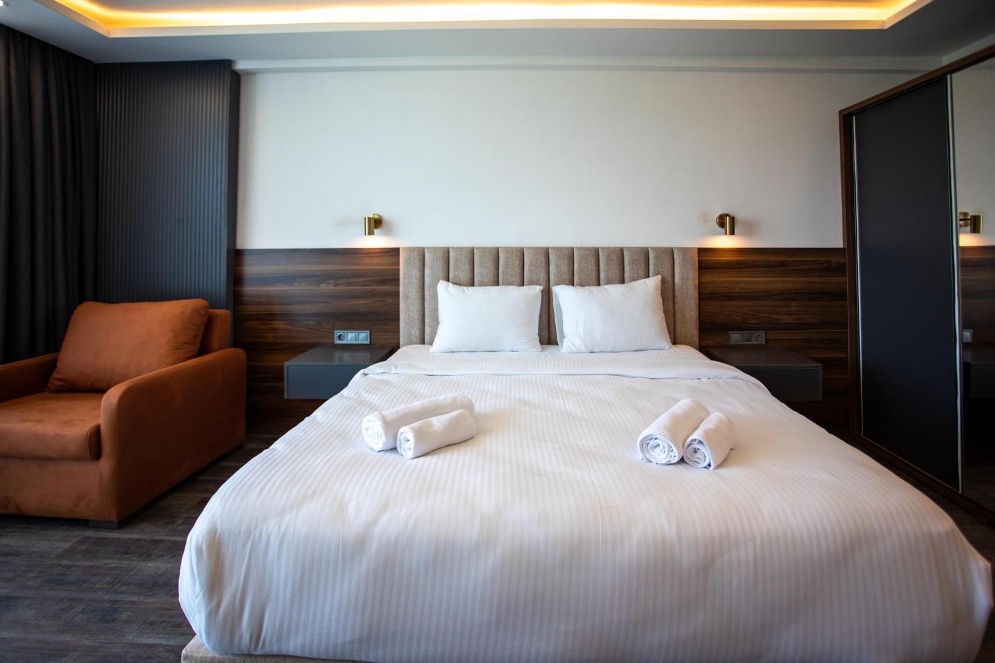 מלון Batumi View Luxury מראה חיצוני תמונה