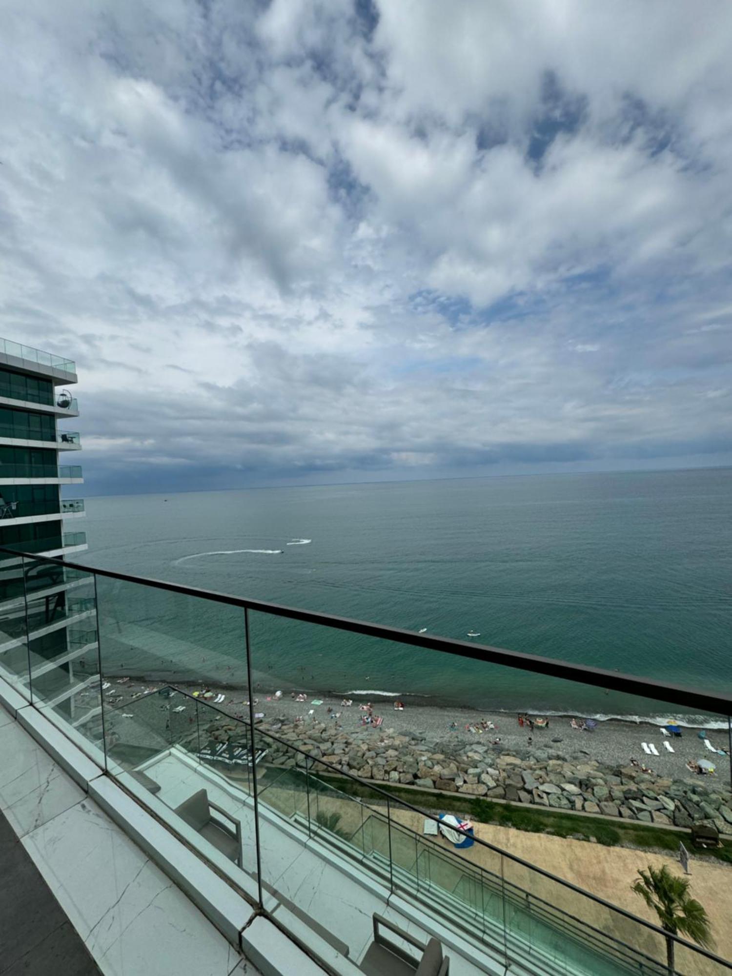 מלון Batumi View Luxury מראה חיצוני תמונה
